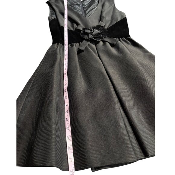 VTG 50s 60s Bonwit Teller Woman's black velvet contrast flower cocktail dress XS - Picture 11 of 12